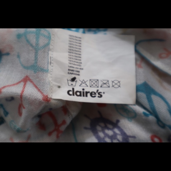 white infinity scarf with multicoloured anchors - Picture 3 of 3